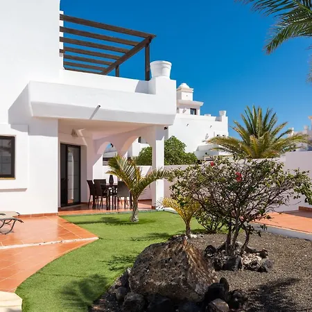 Casa Blanca *