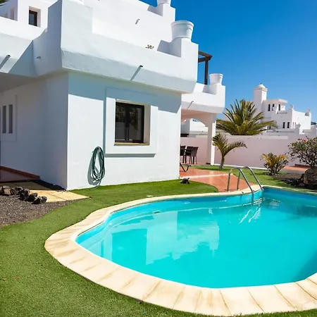 Casa Blanca * Коральео